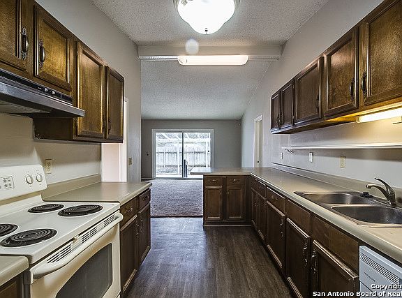 4th image of 5010 Hacienda Dr