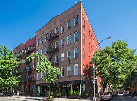 4th image of 181 Waverly Pl APT 4B