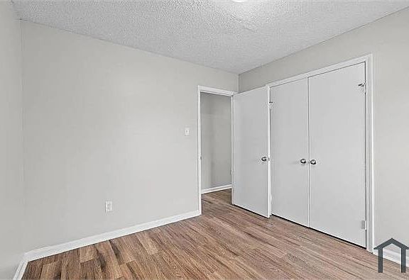 3rd image of 493 Deerskin Dr