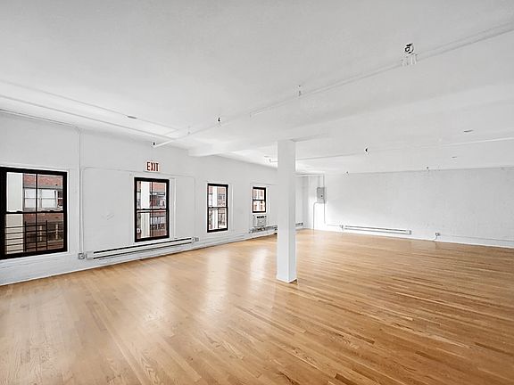 4th image of 62 Greenpoint Ave APT 4