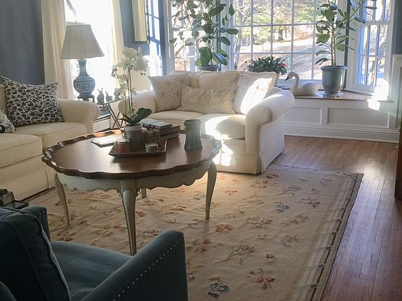 Beautiful bay window