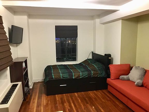 3rd image of 5 Tudor City Pl APT 527