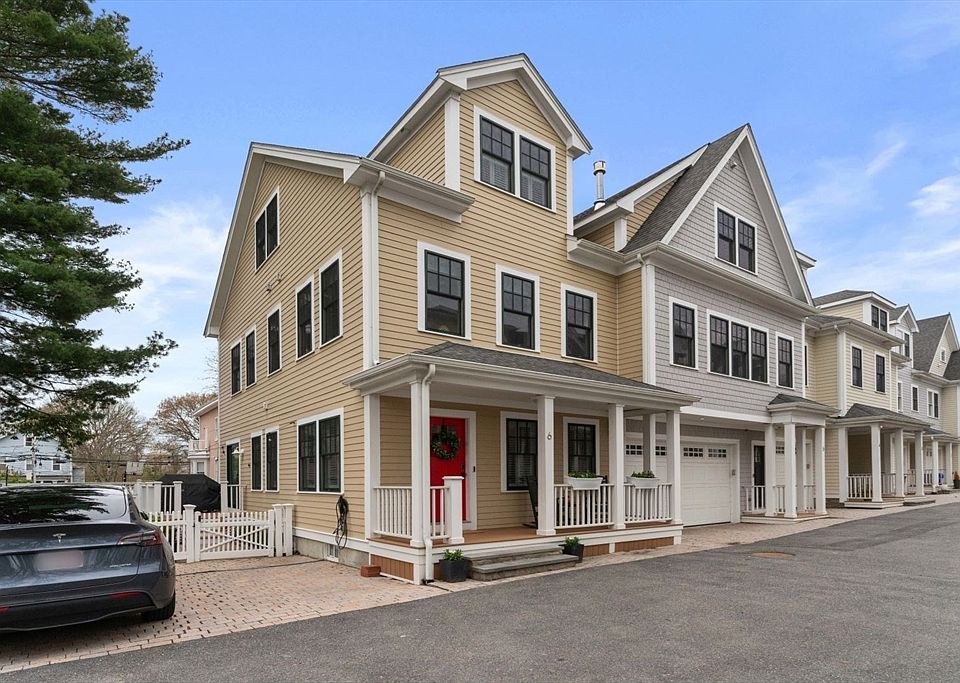 1st image of 30 Park St #6