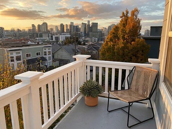 3rd image of 1017 Taylor Ave N #1019
