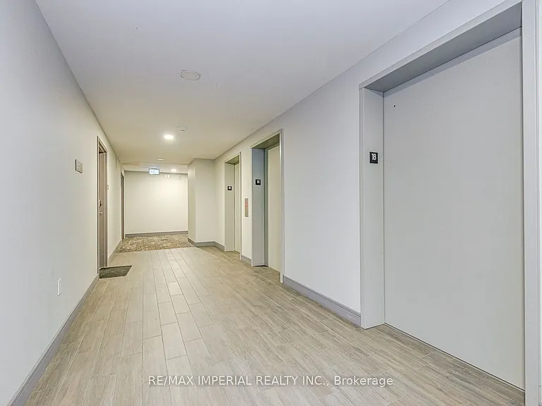 49 Walnut St S #1803 — Photo 5
