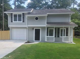 1008 Steeplechase Ln, Riverdale, GA 30296