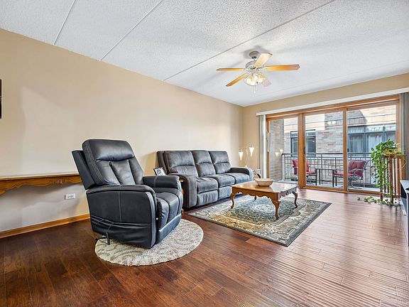 3rd image of 1 S Lincoln Ave APT 310