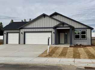 805 E 5th St, Deer Park, WA 99006