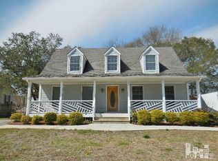 221 Teakwood Dr, Carolina Beach, NC 28428
