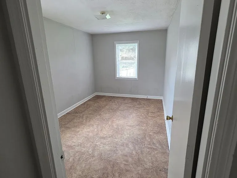 603 W 23rd St #A — Photo 5