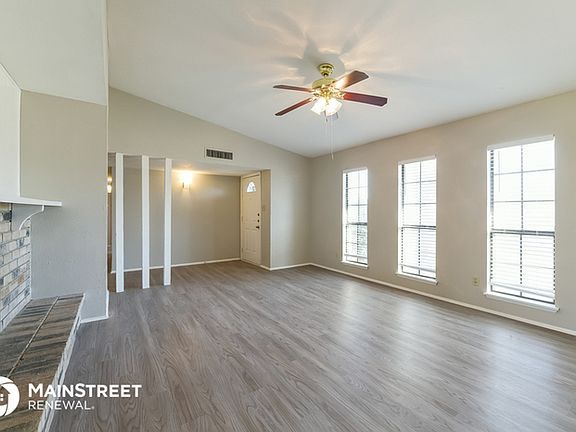 5th image of 233 S Young Blvd