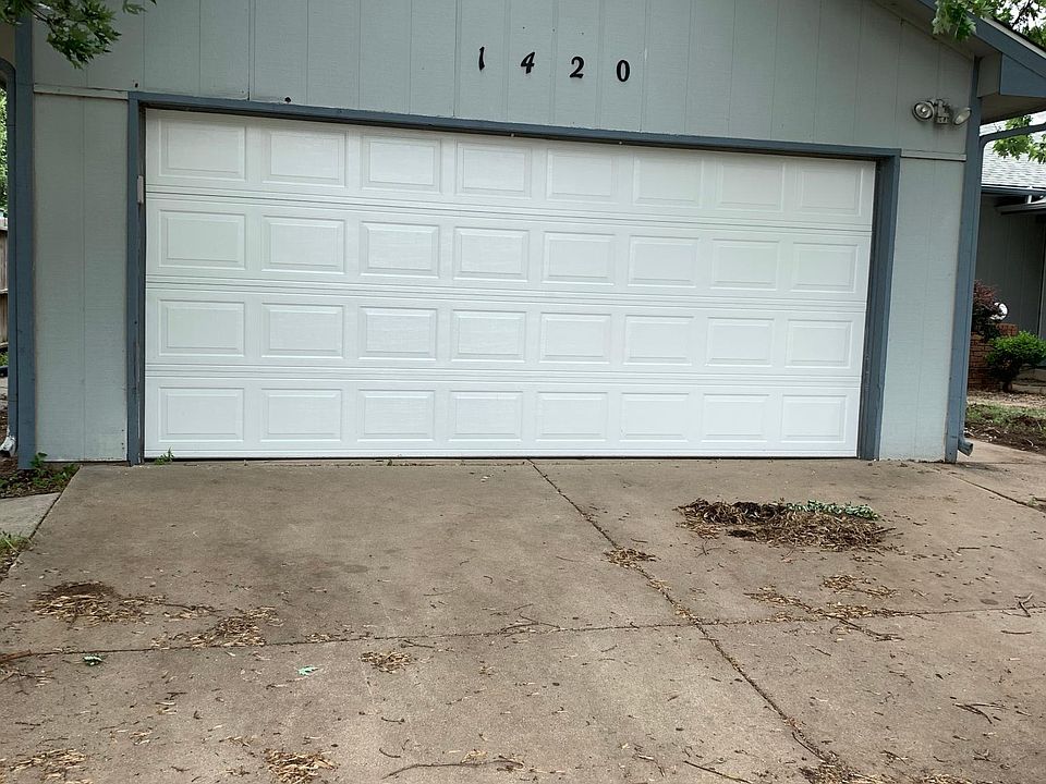 1st image of 1420 N Smith Cir