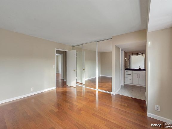 5th image of 3025 Kaiser Dr Unit B