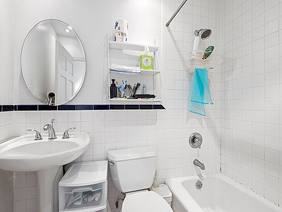 3rd image of 529 W 150th St #3F