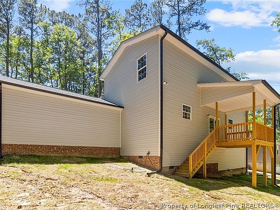 2nd image of 1540 Louisiana Ln