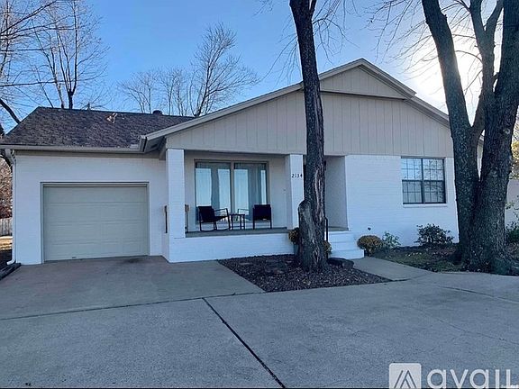 2nd image of 2134 N Garland Ave