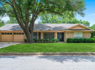 7244 Martha Ln, Fort Worth, TX 76112