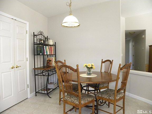 4th image of 1856 Bougainvillea Dr