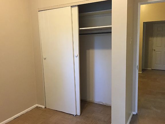 5th image of 3447 Royalton Ave