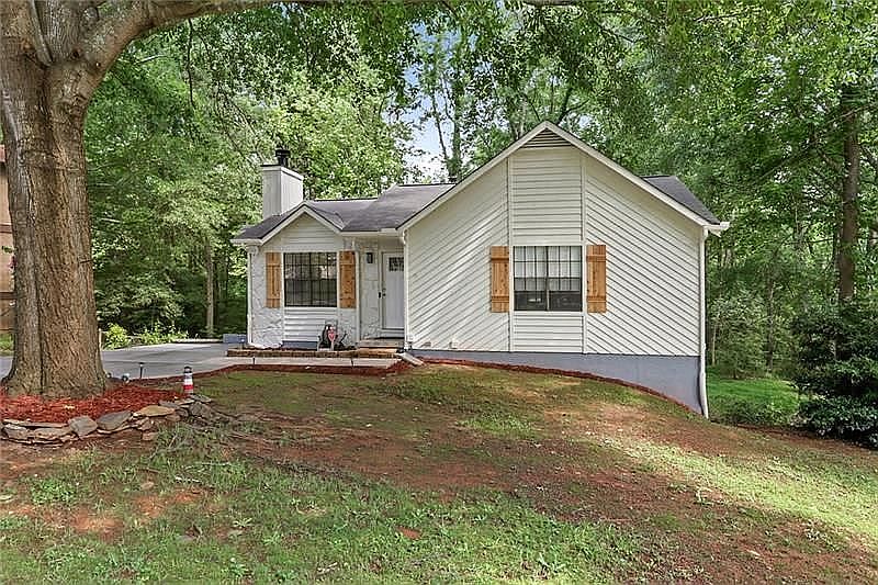 2nd image of 2060 Harrison Ridge Ct