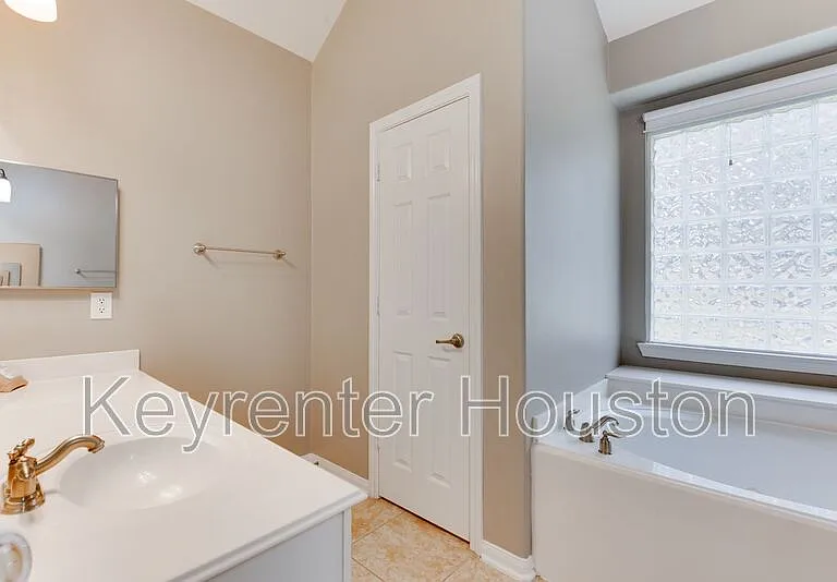 7131 Sundance Meadows Ln — Photo 21