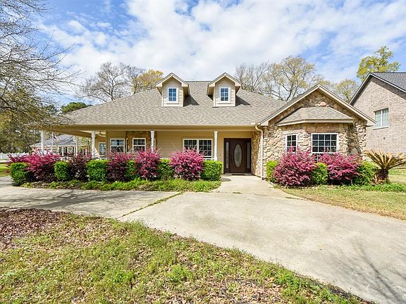 2nd image of 12935 Pelican Blvd