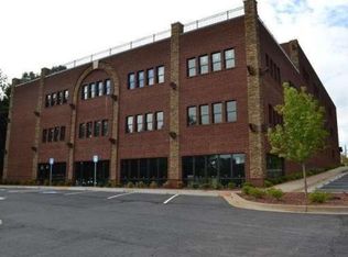 299 Bullsboro Dr, Newnan, GA 30263