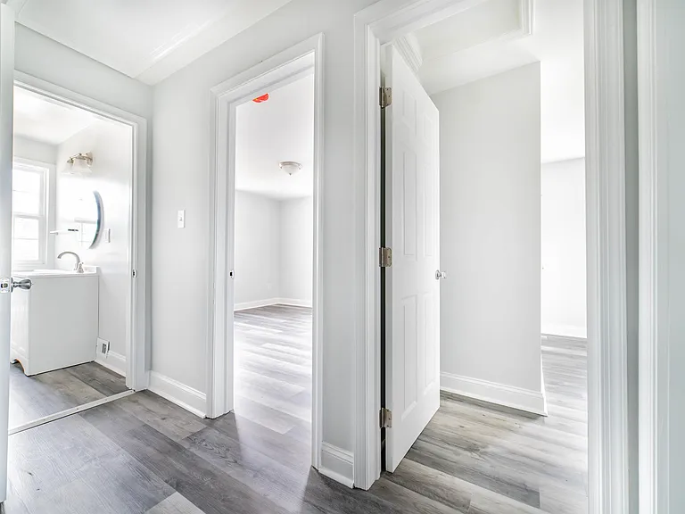 2489 Fairway — Photo 3