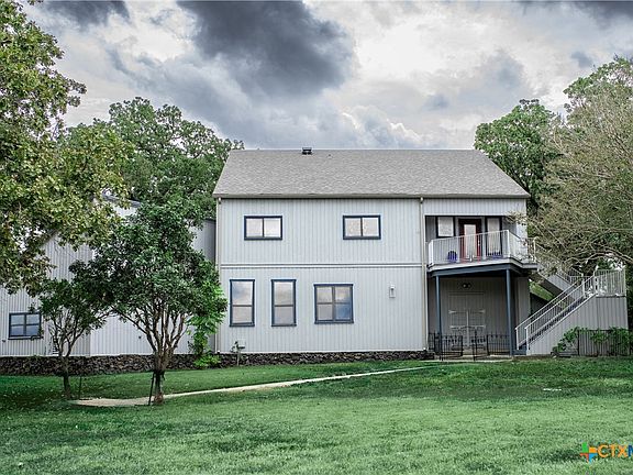 3rd image of 54 S Hampton Dr