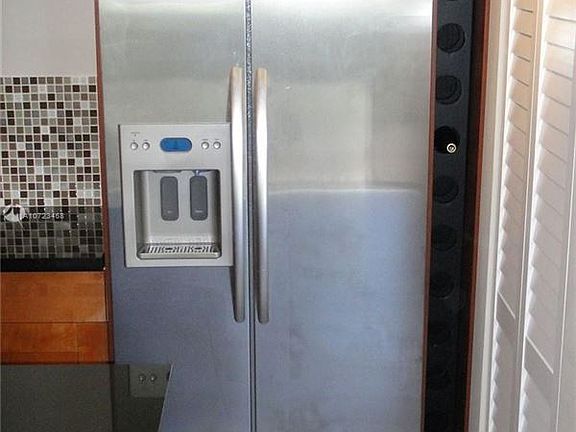 2nd image of 3300 NE 191st St APT 116