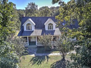 8725 Dog Leg Rd, Sherrills Ford, NC 28673