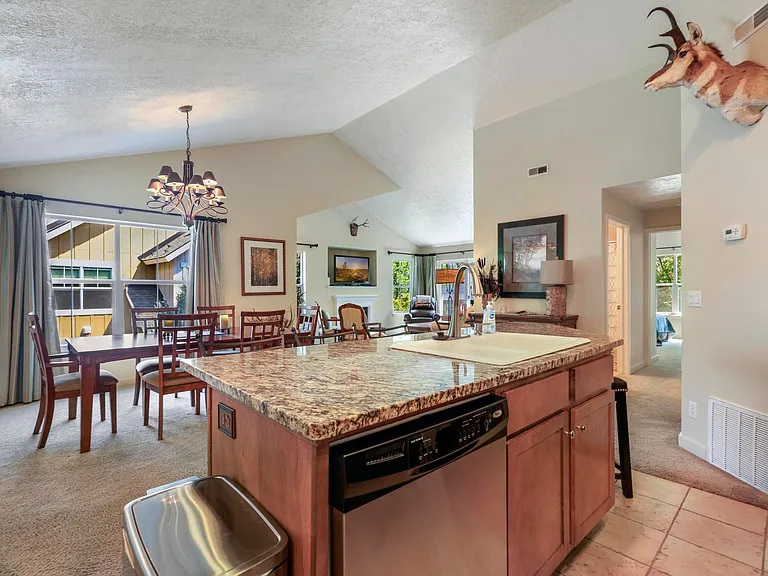 1930 Copper Ranch Ln #C — Photo 19
