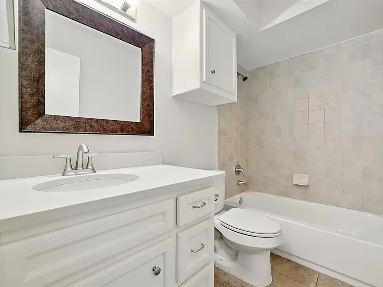 650 Westcross St #44 — Photo 10