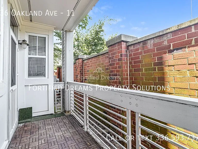 536 Oakland Ave #11 — Photo 14