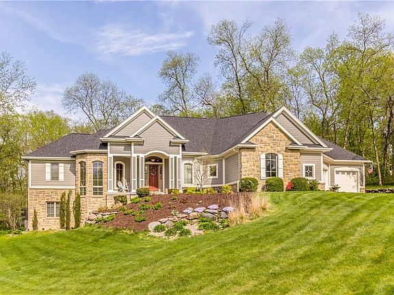 2nd image of 28684 Hickory Lodge Dr