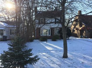 911 Cuthbert Rd, Toledo, OH 43607