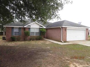 10 Remington Dr, Pensacola, FL 32526