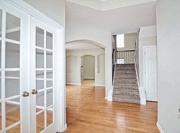 2nd image of 315 Denton Ln