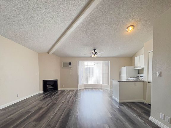 5th image of 10256 McClemont Ave APT 304