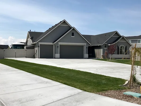 1635 Spring Creek Ave, Middleton, ID 83644