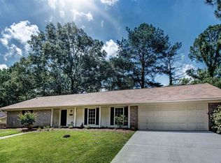 1259 Woodfield Dr, Jackson, MS 39211