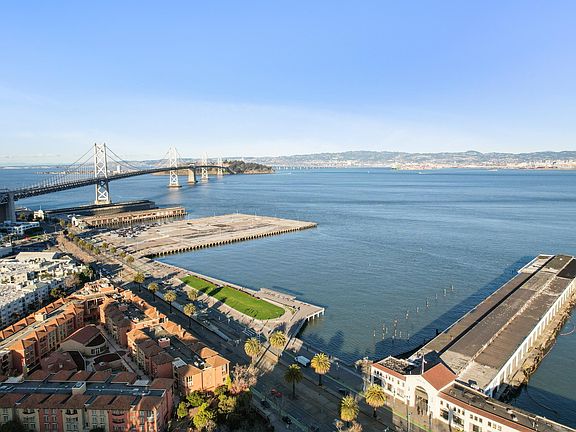 5th image of 229 Brannan St #Penthouse