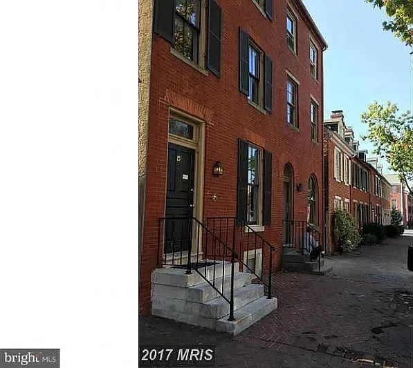 15 E Montgomery St #2B — Photo 2