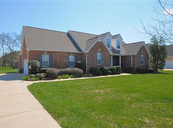 4th image of 204 Oscar Ct