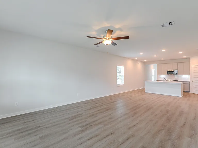 8555 Blueberry Ash St — Photo 14