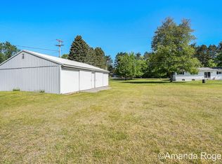 11929 W Wise Rd, Greenville, MI 48838
