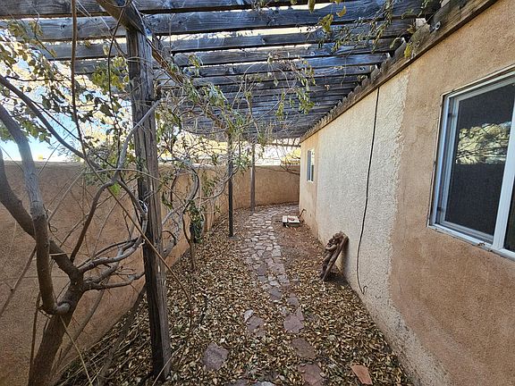 3rd image of 13525 Terragon Dr NE