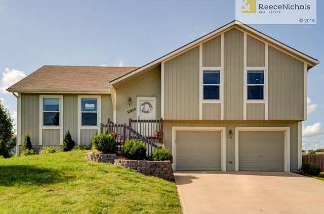 Welcome to 31990 W 172nd Street in St. John's Highlands.  This w