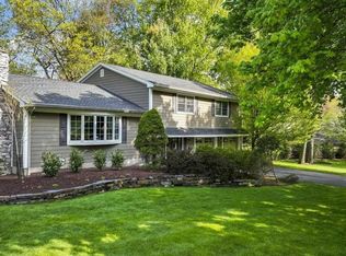 63 Stone Fence Rd, Allendale, NJ 07401