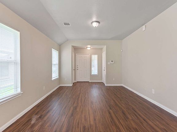 4th image of 14954 Huntington Willow Ln